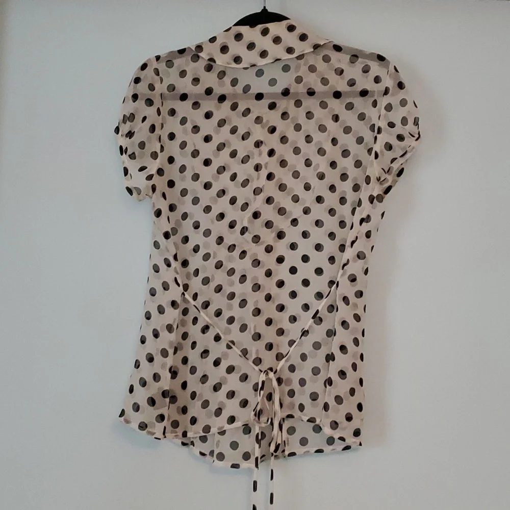 Anthropologie 100% Silk Black White polka dot top - Picture 8 of 9